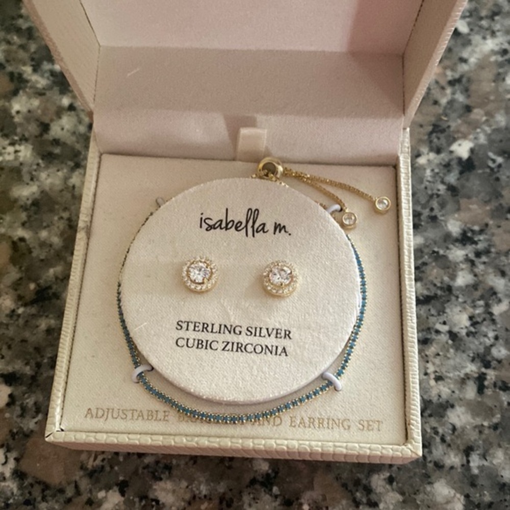 Isabella M Jewelry Set - Adjustable Bracelet & Cubic Zirconia Stud Earrings